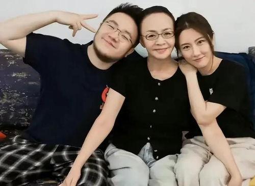 娱乐八卦姐妹吃瓜直播